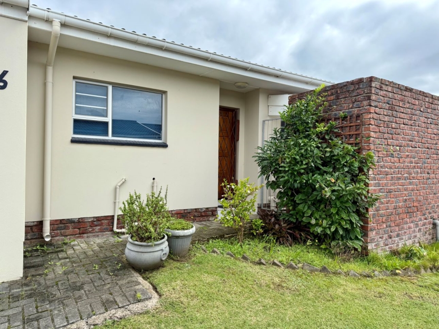 2 Bedroom Property for Sale in Gonubie Eastern Cape